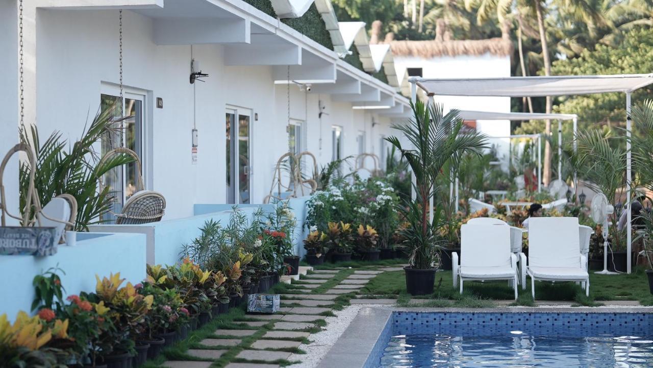 Whiteflower Resort Morjim Luaran gambar