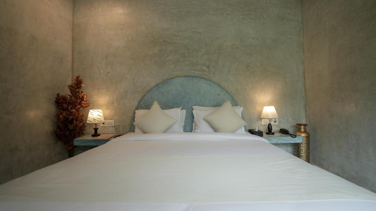 Whiteflower Resort Morjim Luaran gambar